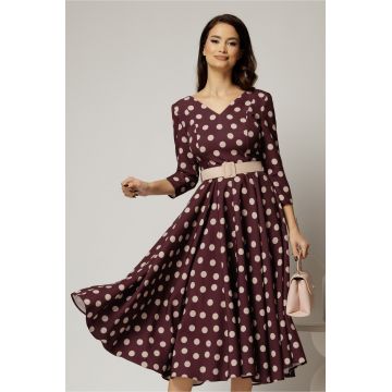 Rochie DY Fashion clos bordo cu buline bej cu decolteu in V si curea