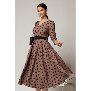 Rochie DY Fashion clos maro cu buline negre cu decolteu in V si curea