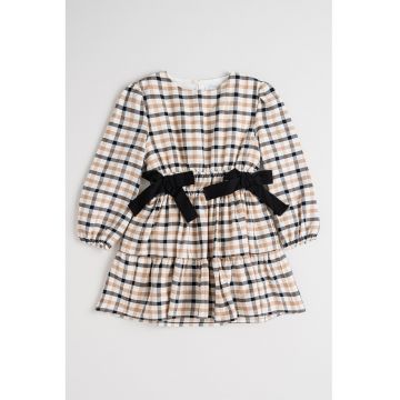 Rochie evazata cu aspect de catifea