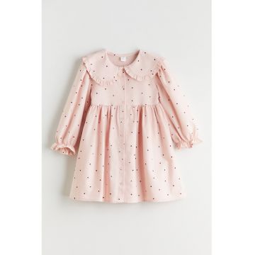 Rochie evazata cu model cu buline