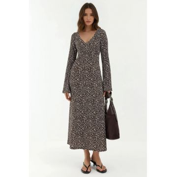 Rochie Maxi -  Mulata cu Decolteu in V - Imprimeu Floral - Maro