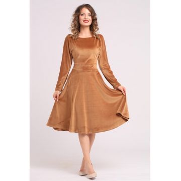 Rochie midi cu aspect de catifea - croiala evazata si buzunare laterale