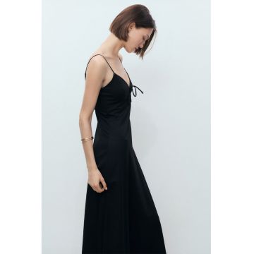 Rochie midi cu decolteu in V si funda