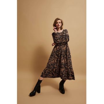 Rochie midi cu model