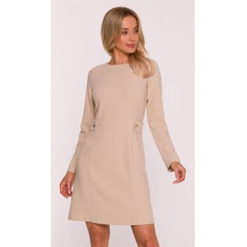 Rochie mini S419 bej maneci lungi - decolteu rotund - bretele decorative in talie cu nasturi aurii - material neted cu finisaj moale - Inchizatoare cu fermoar la spate