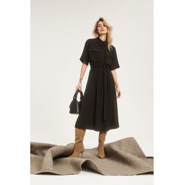 Rochie neagra cu talie legata si buzunare