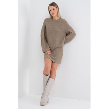 Rochie-pulover cu maneci raglan