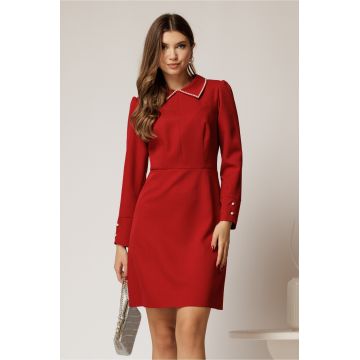 Rochie scurta eleganta bordo cu perle la guler