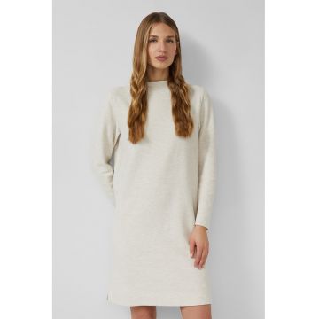 Rochie sport cu decolteu la baza gatului