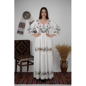 Rochie Traditionala cu broderie Adnana
