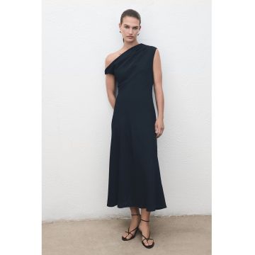 Rochie cu croiala in A si decolteu asimetric