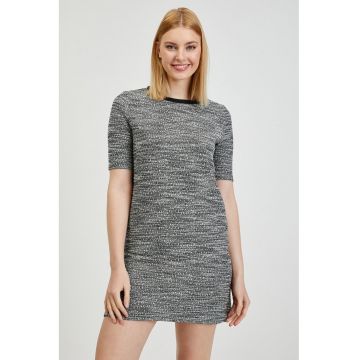 Rochie cu maneci medi