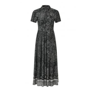 Rochie evazata cu guler ascutit