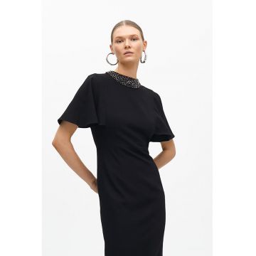 Rochie midi cu maneci cu volane