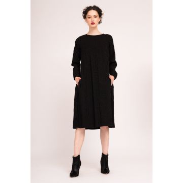 Rochie midi din jacquard cu spate contrastant