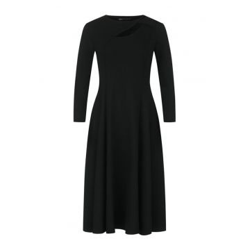 Rochie midi evazata cu maneci lungi