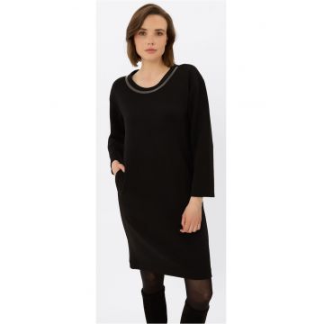 Rochie neagra cu decolteu decorativ  G-Deva