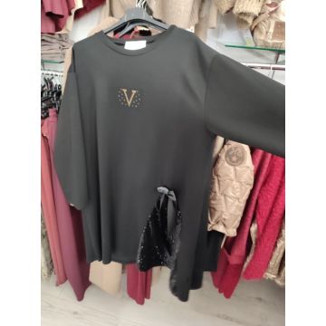 Rochie neagra din vascoza cu insertie din paiete