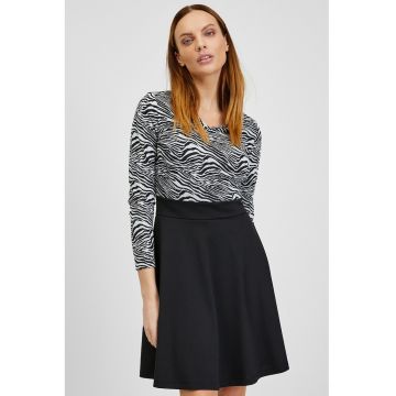 Rochie scurta cu croiala in A si decolteu in V