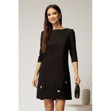 Rochie scurta neagra cu aplicatii florale elegante