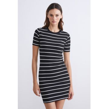 Rochie bodycon cu dungi