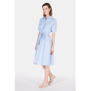 Rochie midi cu fenta cu nasturi