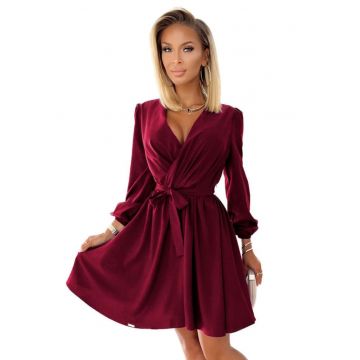 Rochie mini cu decolteu si curea -