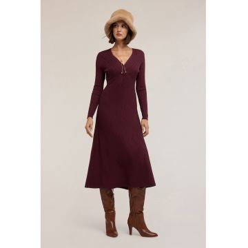 Rochie striata cu decolteu in V