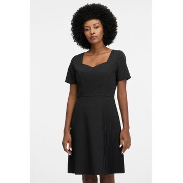 Rochie cu croiala A si decolteu sweetheart