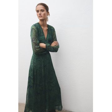 Rochie cu decolteu in V si model paisley