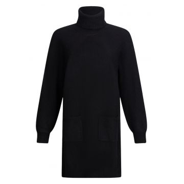 Rochie de lana cu guler inalt