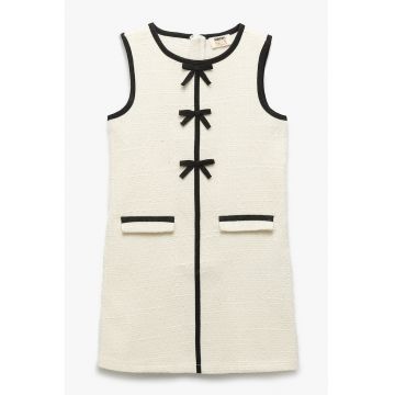 Rochie fara maneci cu detalii cu funda