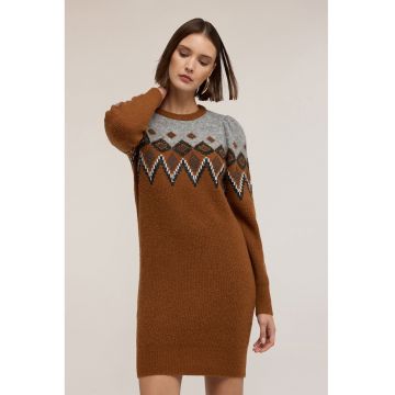 Rochie-pulover cu model geometric