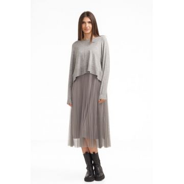 Rochie suprapusa din tulle  cu puloveras despicat la spate, gri