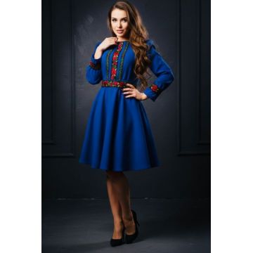 Rochie Traditionala Trandafira 3