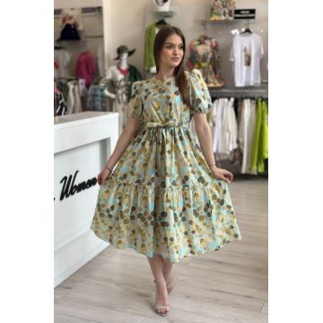 Rochie cu umeri bufanti si imprimeu frunze maro