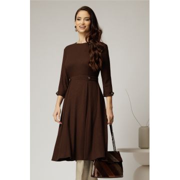 Rochie DY Fashion midi maro din tricot cu nasturi decorativi pe talie