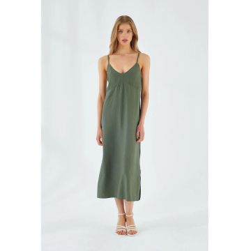 Rochie midi -  decolteu in V - slit - verde pin - textil