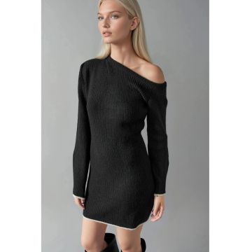 Rochie tricotata -  guler asimetric - negru - tricot -