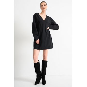 Rochie cu maneci lungi si decolteu in V - Negru