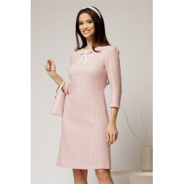 Rochie DY Fashion din tweed roz si croiul drept cambrat