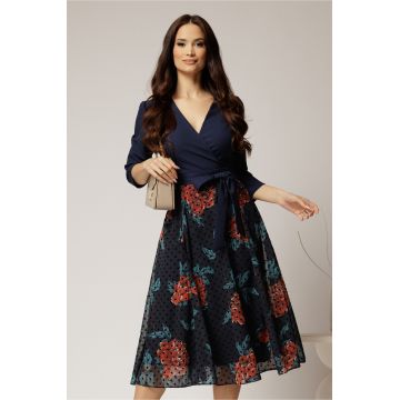 Rochie DY Fashion midi bleumarin cu decolteu petrecut si fusta din voal imprimat