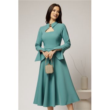 Rochie midi bleu cu guler tip camasa si decupaj la decolteu