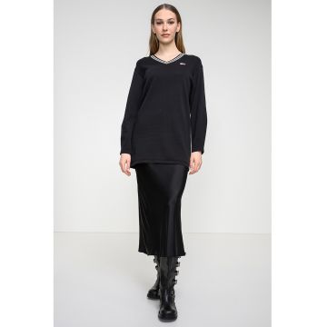 Rochie-pulover cu decolteu in V - Negru