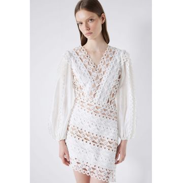 Rochie scurta cu decolteu in V - Alb/Maro deschis