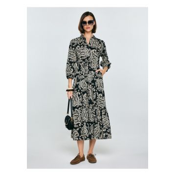 Rochie cu model paisley si nasturi