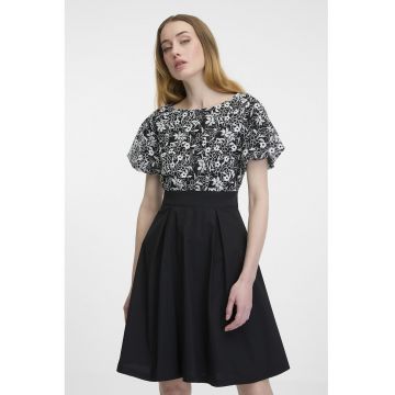 Rochie evazata cu decupaj pe spate - Alb/Negru