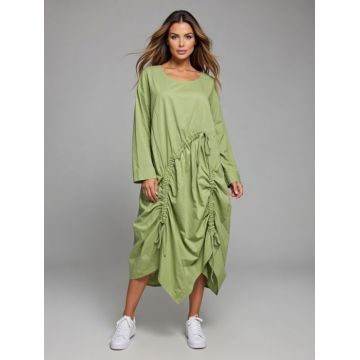 Rochie midi verde olive cu design asimetric si detalii drapate