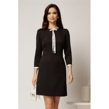 Rochie neagra cu nasturi perlati si funda