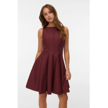 Rochie scurta cu croiala evazata - Visiniu